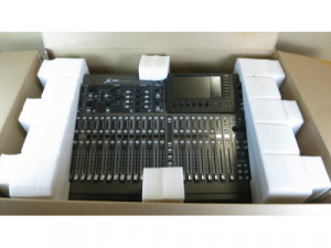 nuevo Behringer X32 Channel 40-Input  digital  mixer  $...